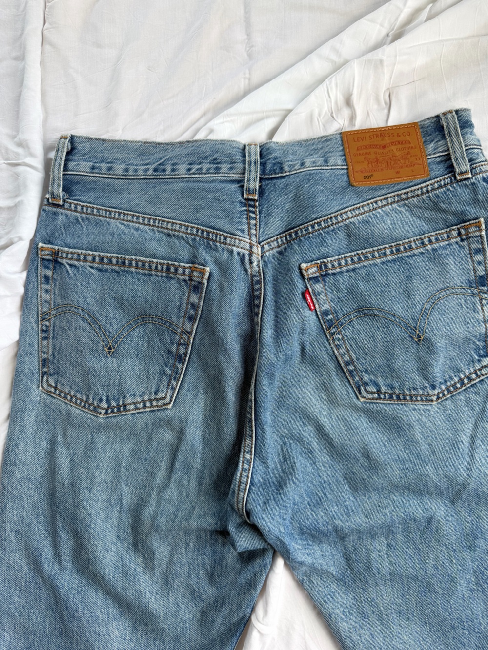 Levi’s Premium 501 Original Cropped Jeans W28 L28 Button Fly “Jokes on You”wash - Picture 8 of 13